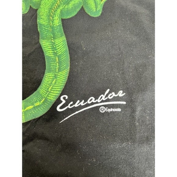 Adult Unisex Black Graphic T Shirt Iguana Print Size M Made In Ecuador Tee - Picture 3 of 7
